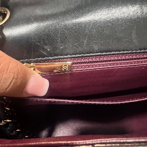 Chanel Lambskin Quilted Maxi Single Flap - Picture 8 of 17